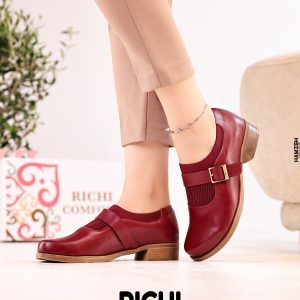 677 - נעל עור לנשים